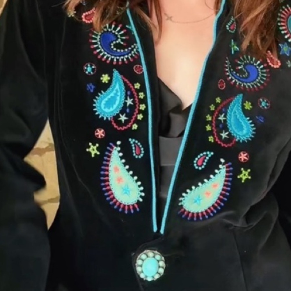 Double D Ranch Scout velvet heavily embroidered turquoise studded jacket EUC - Picture 4 of 9